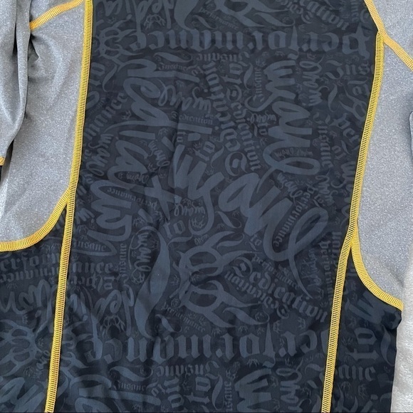 DeMarini Fitted Long Sleeve Mock Neck Active Shirt Black Print Size Medium - Picture 3 of 8